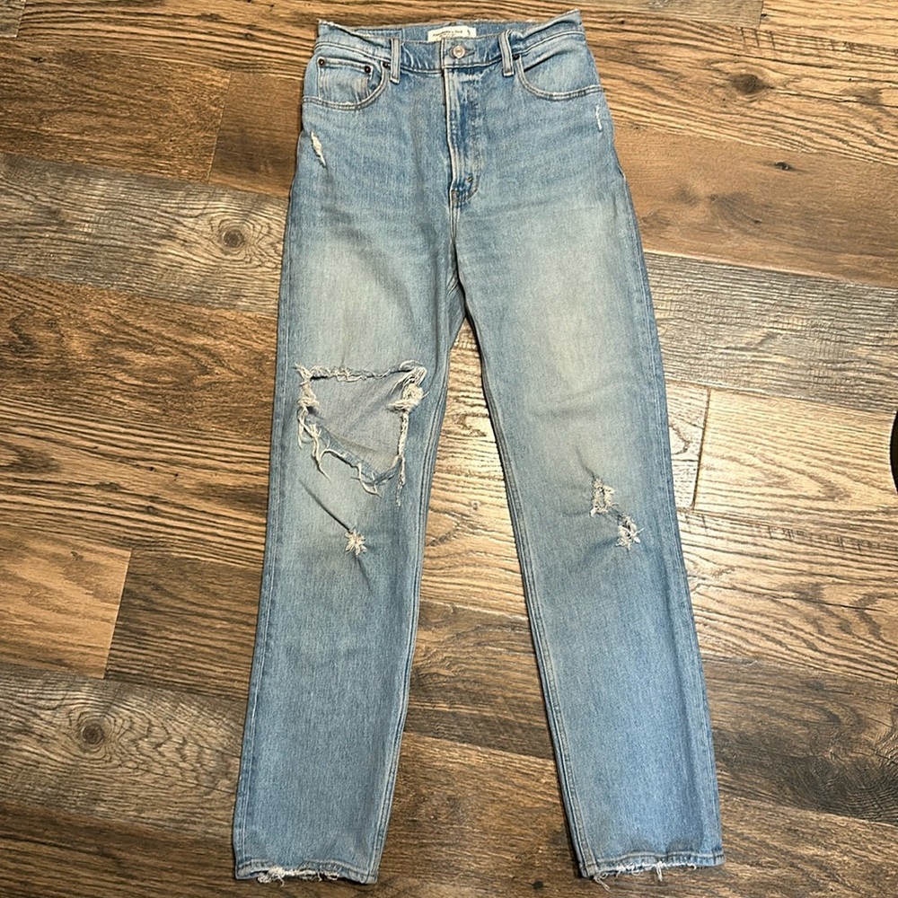Sz 26 - Abercrombie - 90s straight leg jeans